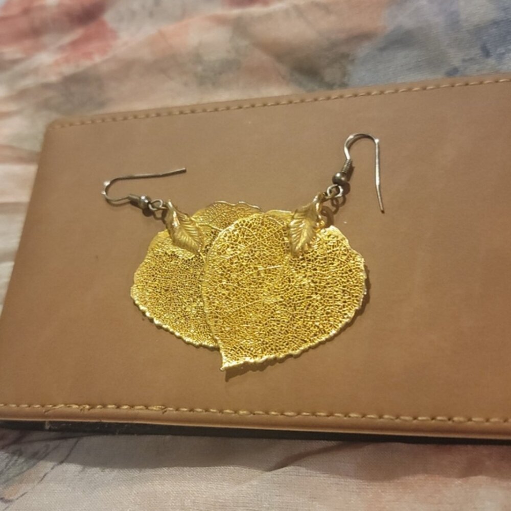 Elegant Gold Leaf Earrings